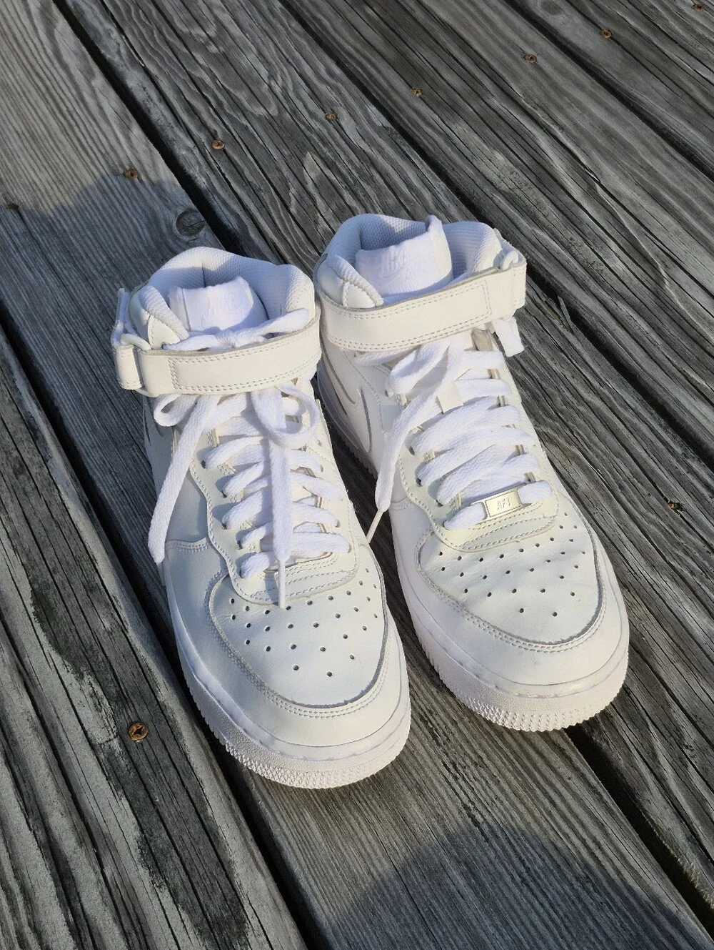 Nike Air Force 1 White High-Top Sneakers Boys Size 6.5 Youth